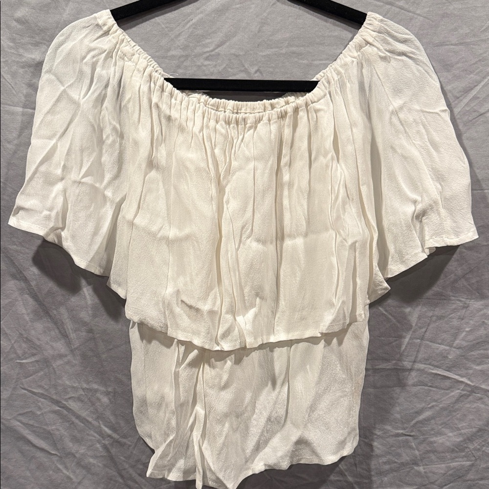 HOLDING HORSES Off-Shoulder White Blouse
